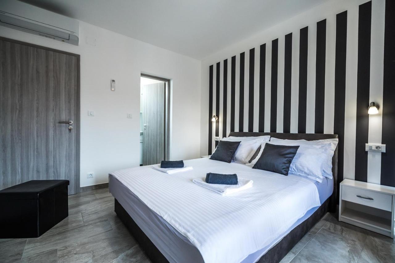 Apartments Sunshine Home Vela Luka Exterior foto